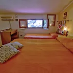 Casa Gabriella Apartment *